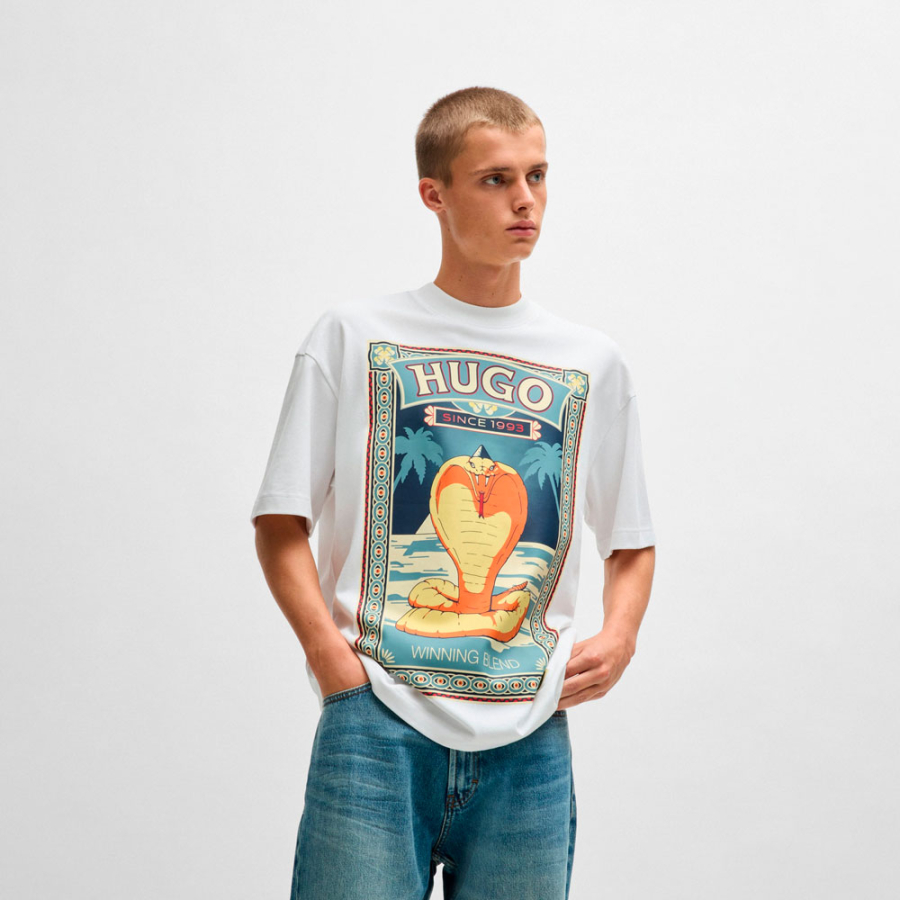 t-shirt-with-graphic-print