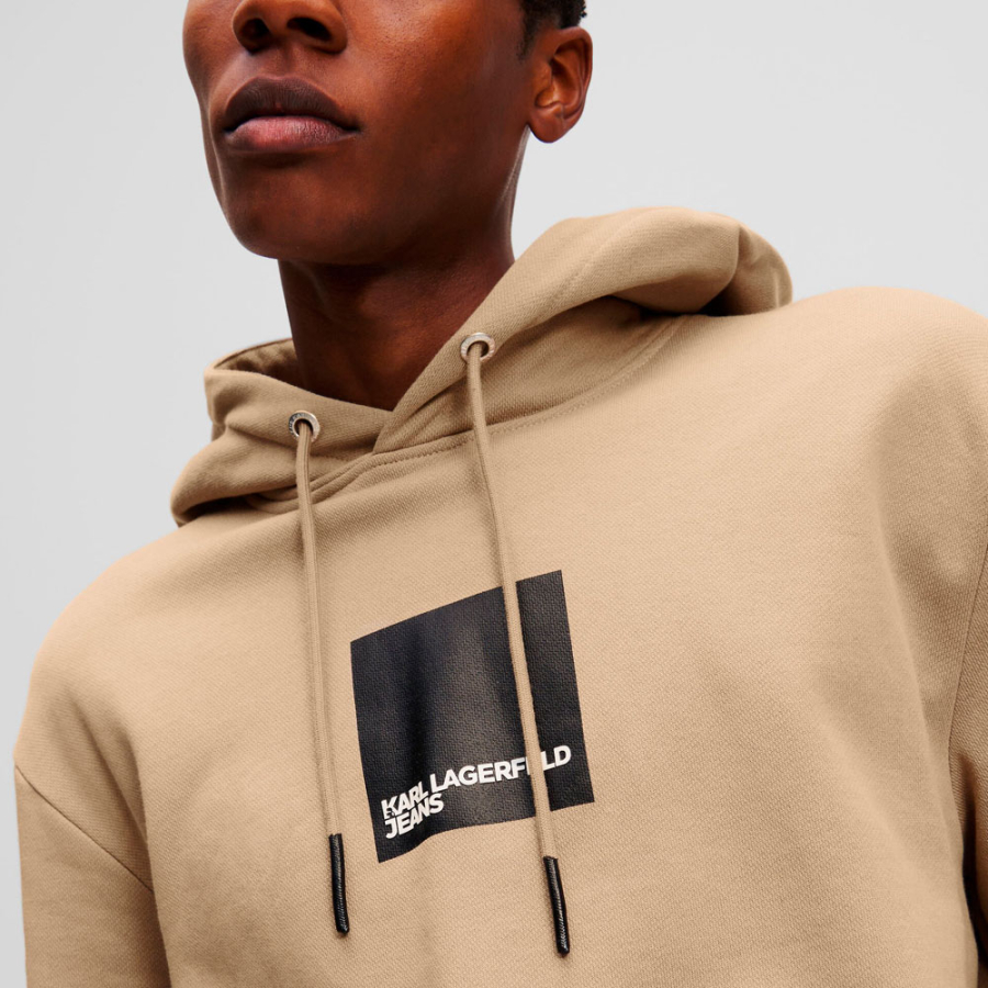 klj-hoodie-mit-quadratischem-logo