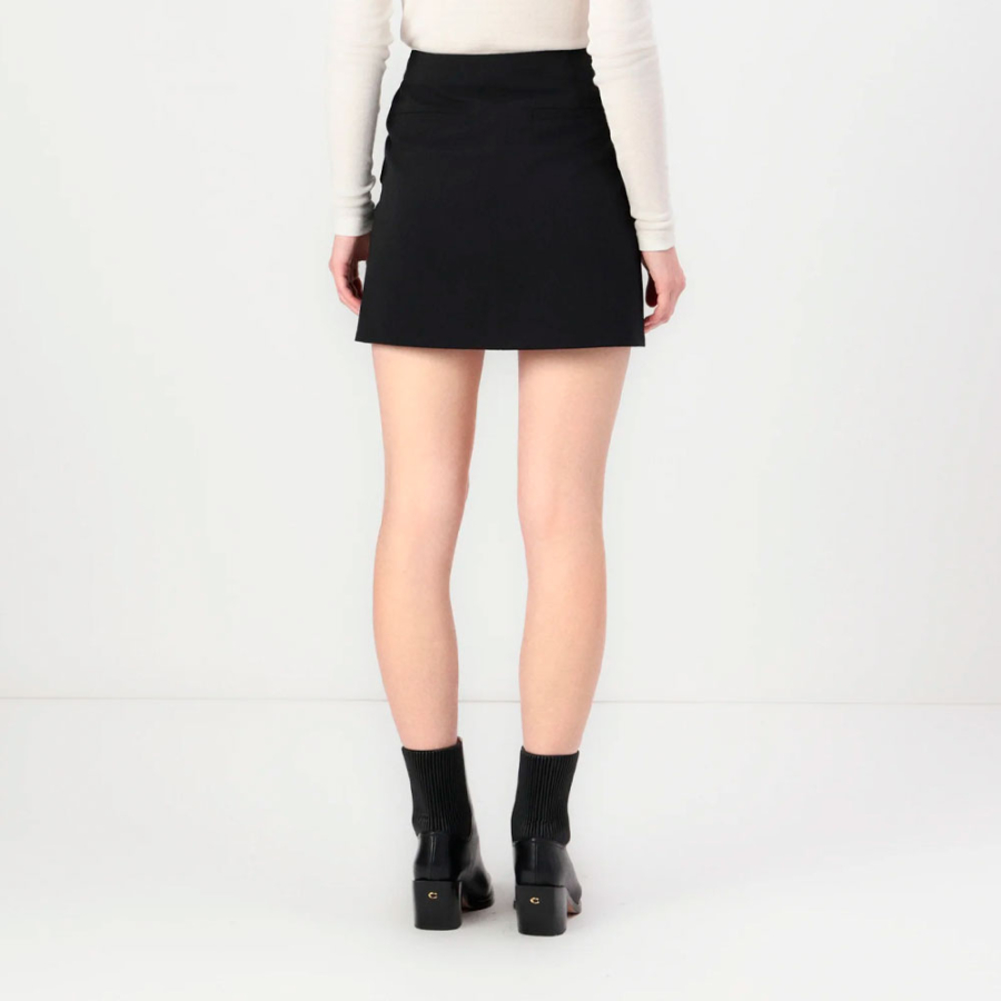 mini-skirt-with-zipper