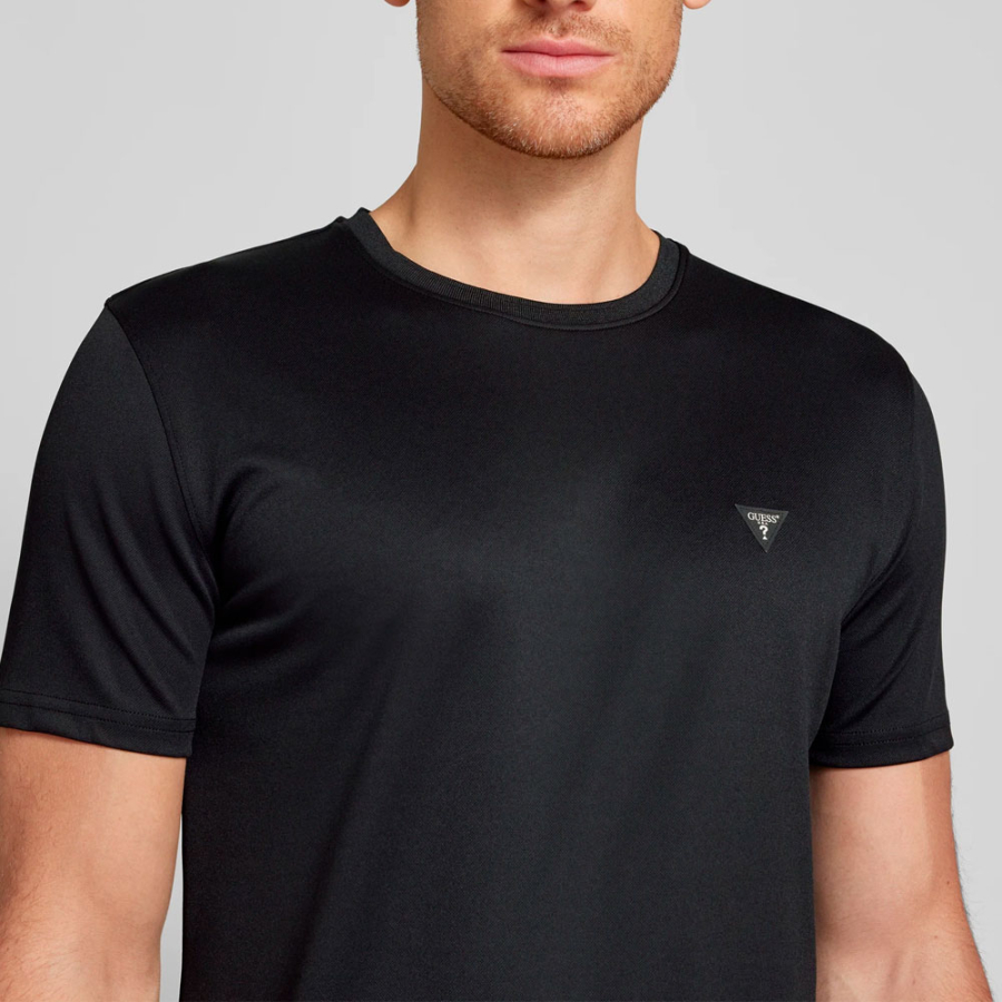 technical-elastic-t-shirt