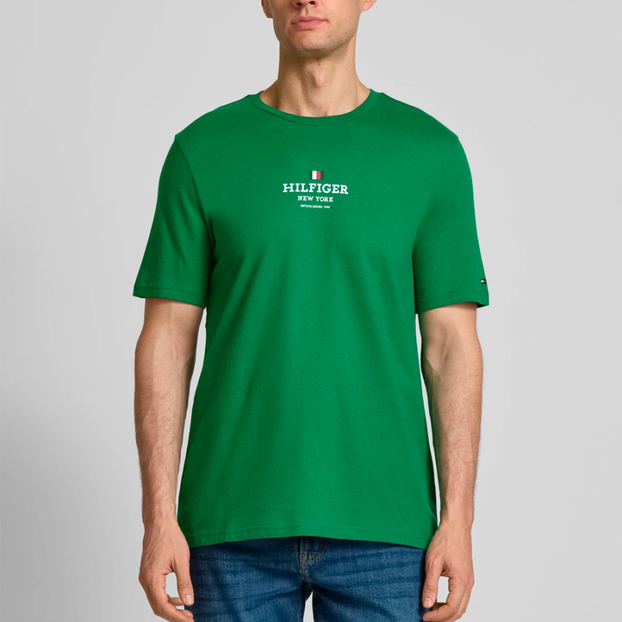 camiseta-de-cuello-redondo-con-logo