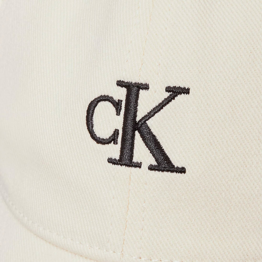 twill-cap-with-logo