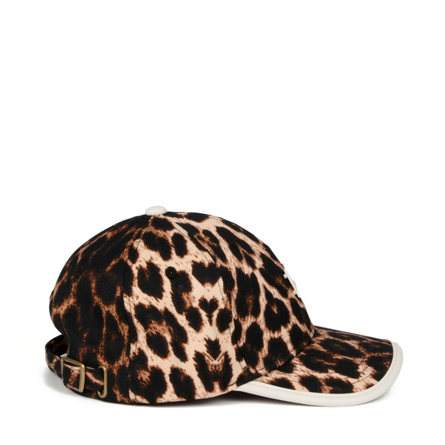 cappello-con-stampa-animale