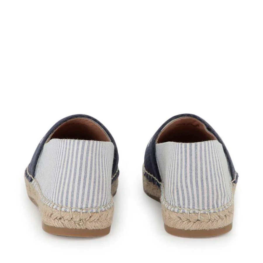 espadrilles-au-nom-de-la-marque-pour-enfants