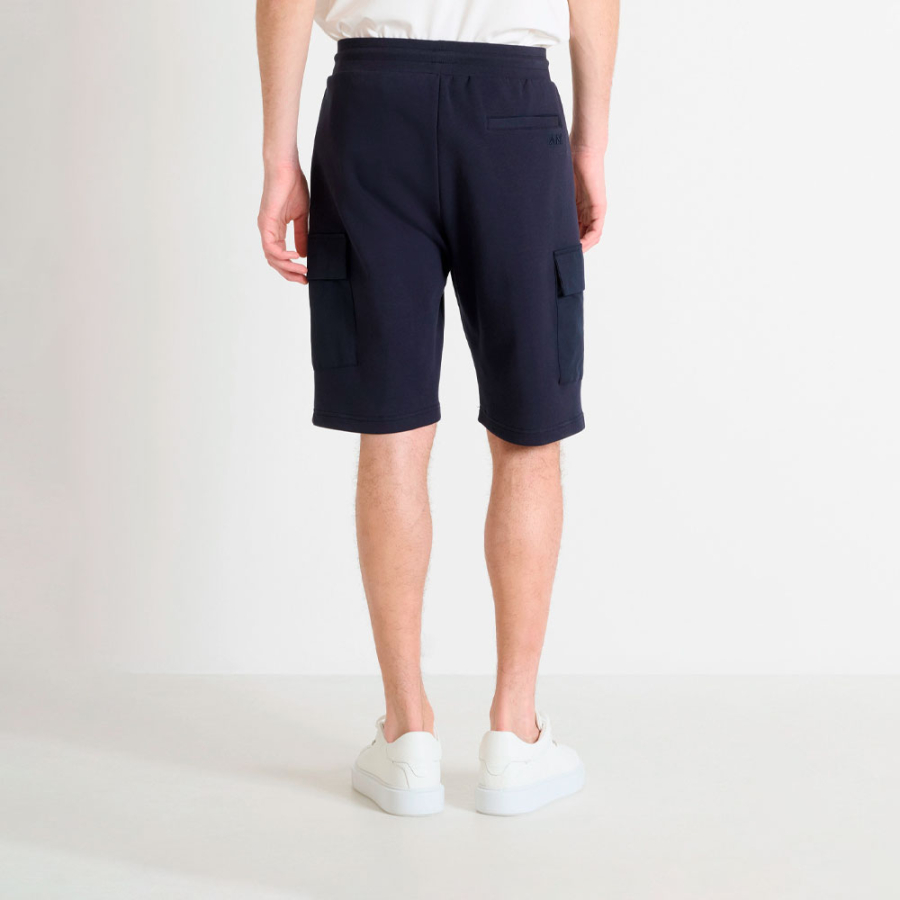 regular-fit-shorts-with-embroidered-logo