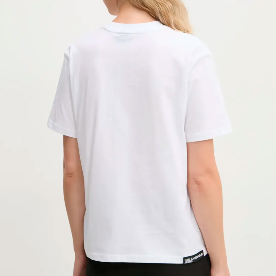 t-shirt-avec-logo