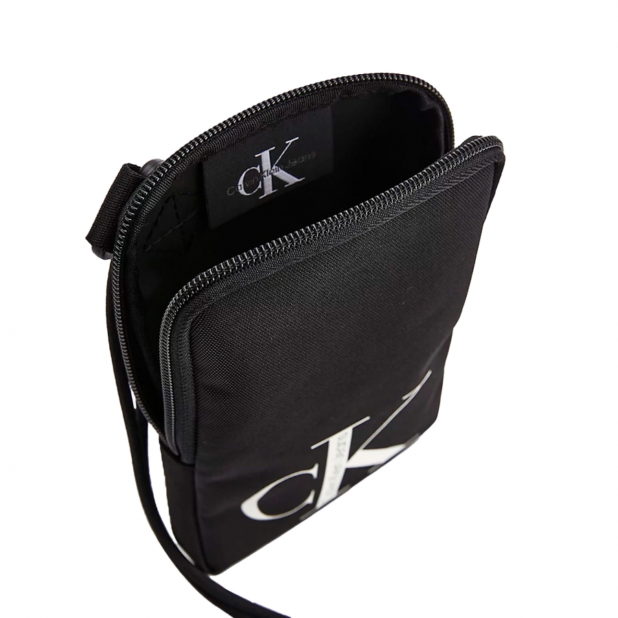ck-cover-your-sport-ess-phone-xbody-cb-black